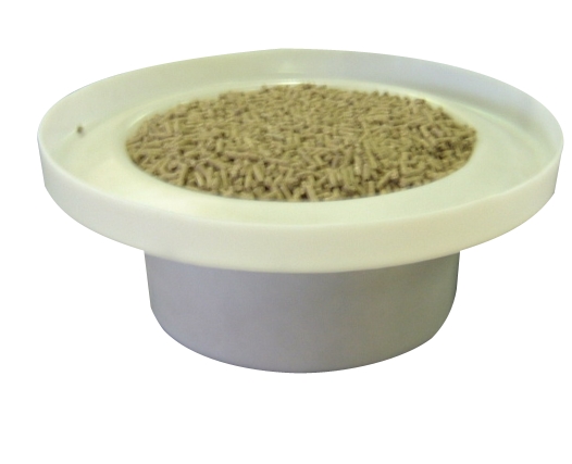 Sturdy Equestrian Feed Bowl